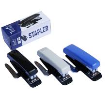 Stapler Medium Fuji Brand. Fine Quality Stapler for Best Use.